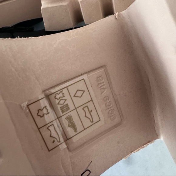 Dolce Vita Women's Halona Lug-Sole Platform Loafers Black Size 7.5 - Picture 10 of 11